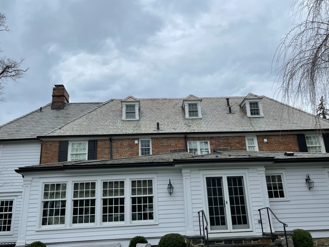 roof shampoo, roof washing, slate, asphalt, shingle, pressure cleaning, pressure washing, pressure washing, mold and mildew removal, house cleaning, siding pressure cleaning, soft wash, pressure cleaning, zip codes, pressure washing, roof, siding, decks, patios, Carmel roof cleaning, roof cleaning, Picture of the Westchester Area serviced by Westchester Powerwashing